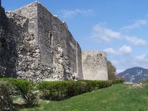 Remparts gallo romains de Die - © OT Pays Diois